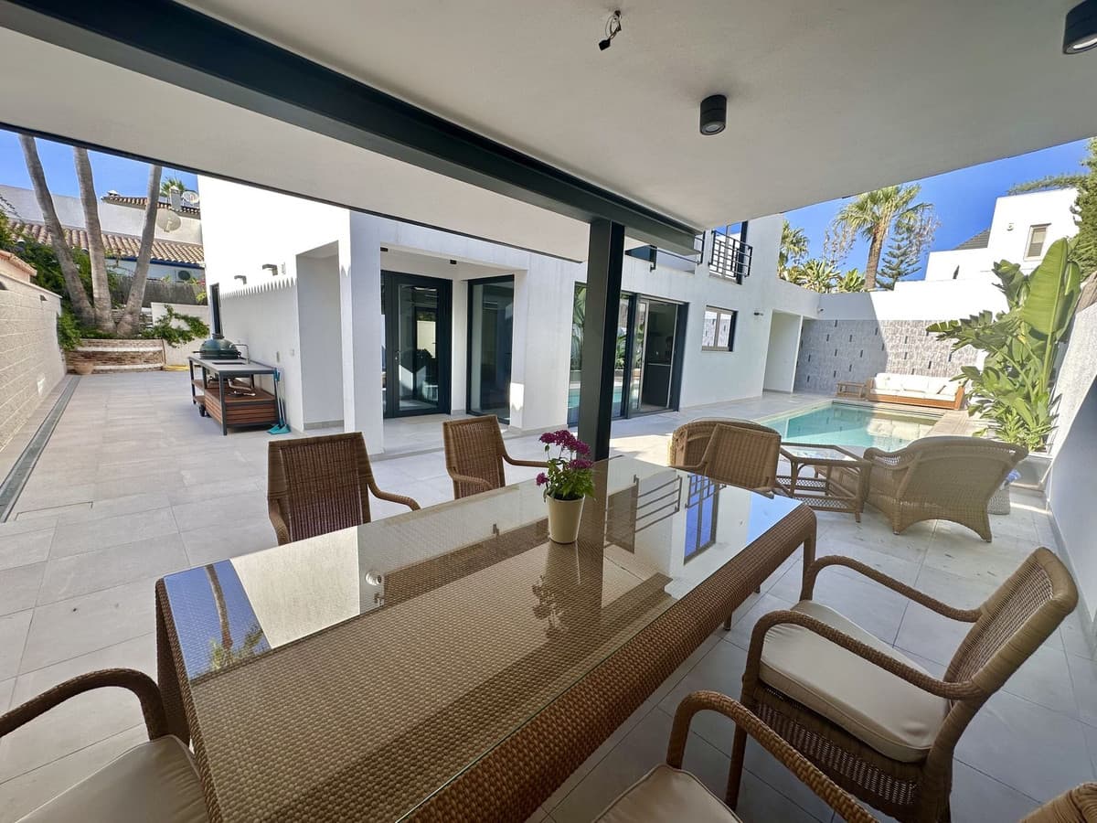 Detached Villa in Puerto Banús — photo 10 of 10