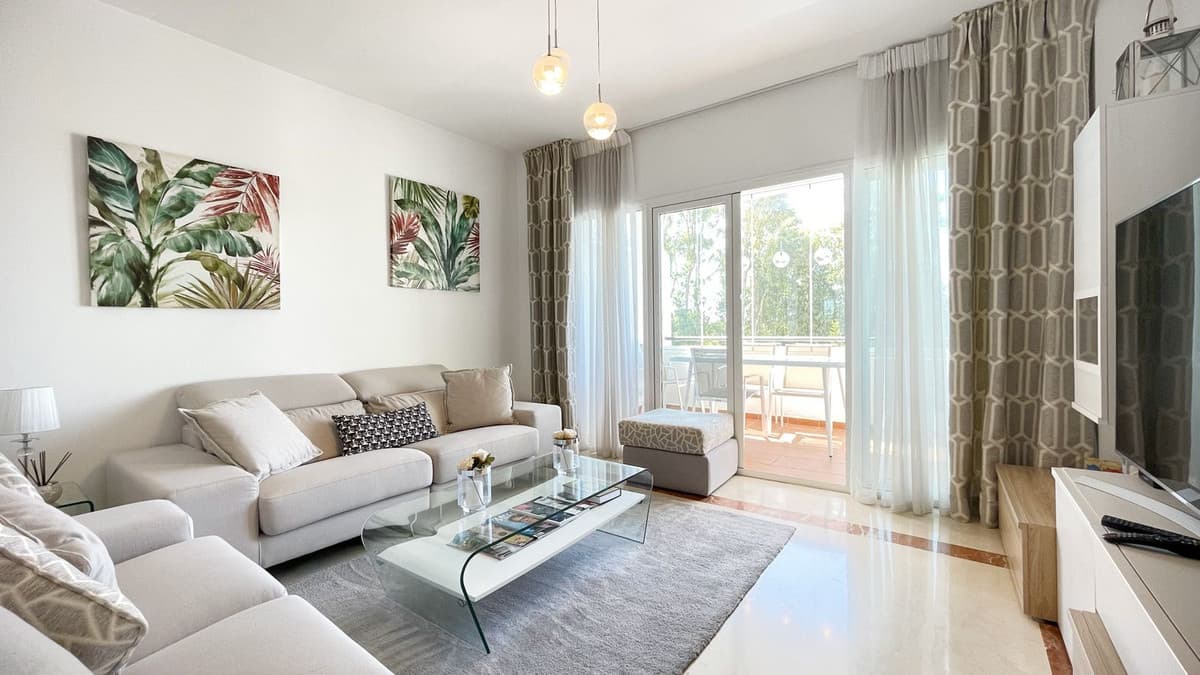Penthouse Duplex in Nueva Andalucía — photo 2 of 10
