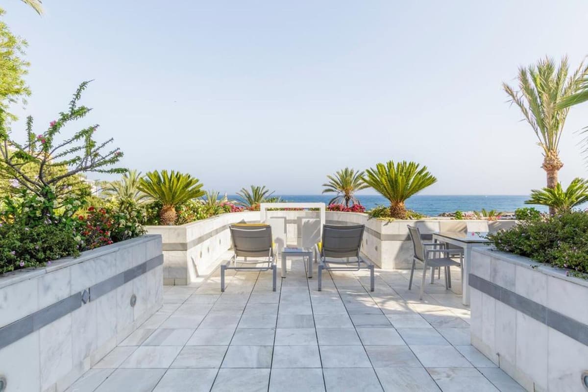 Middle Floor Apartment in Puerto Banús — photo 4 of 10