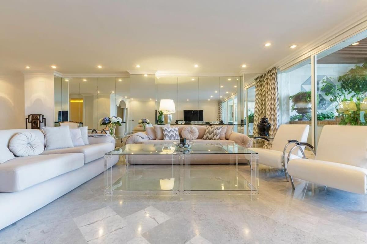 Middle Floor Apartment in Puerto Banús — photo 5 of 10