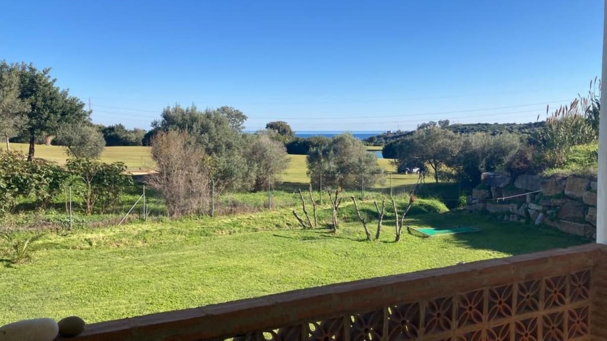 Detached Villa in Estepona — photo 4 of 10