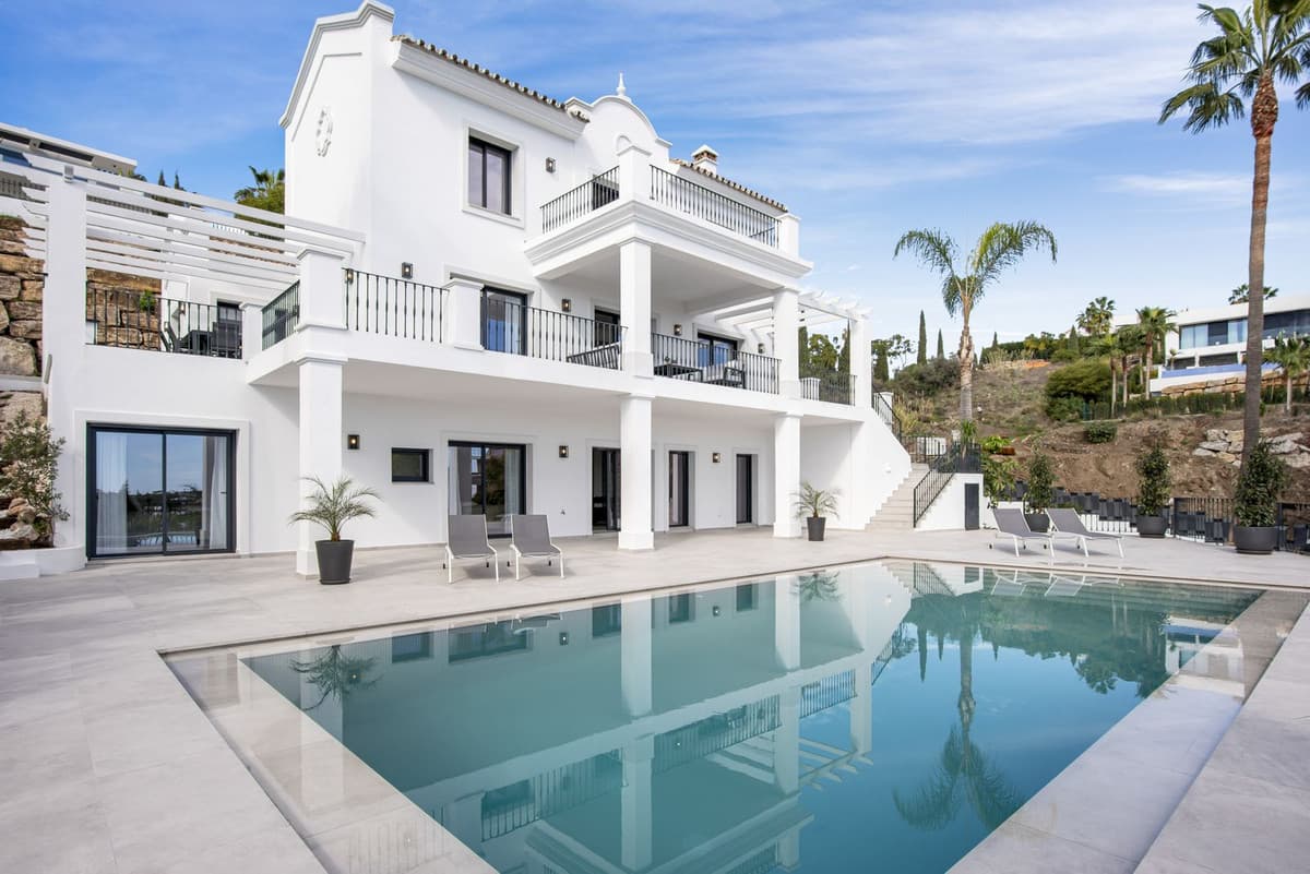 Detached Villa in Los Flamingos — photo 2 of 10