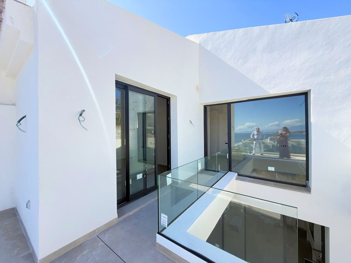 Semi-Detached House in Estepona — photo 4 of 10