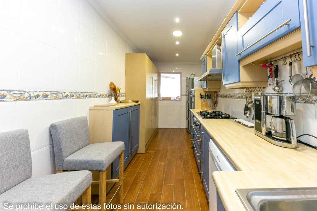 Middle Floor Apartment in Mijas Costa — photo 10 of 10