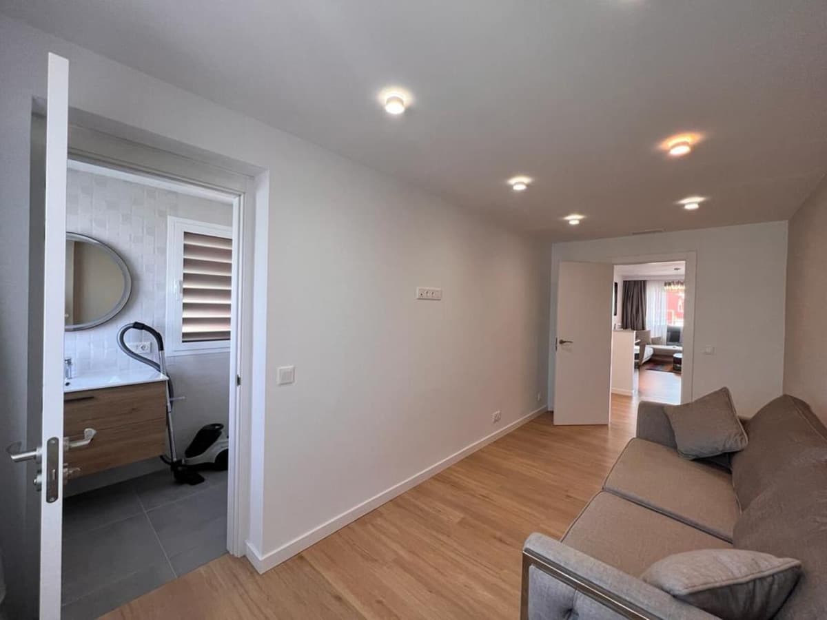 Penthouse Duplex in New Golden Mile — photo 6 of 10