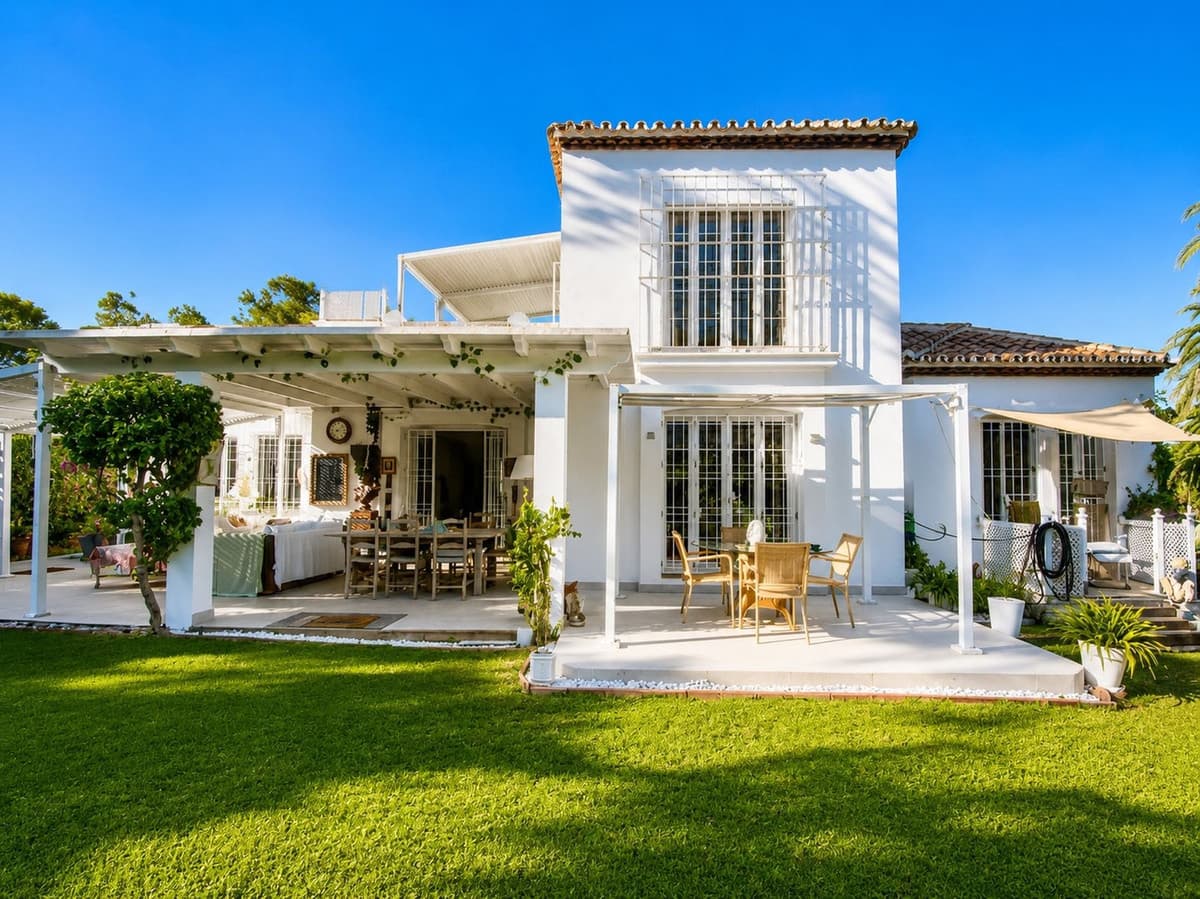 Detached Villa in New Golden Mile — photo 2 of 10