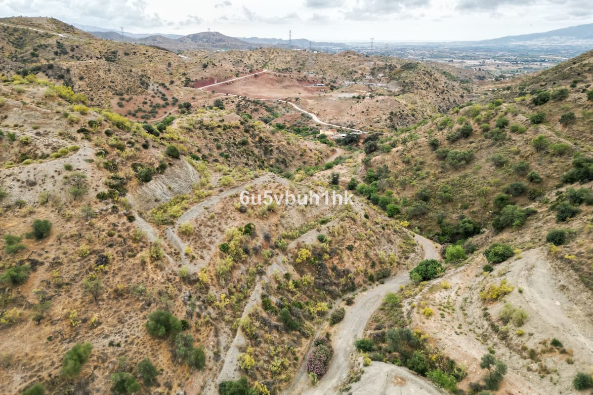 Land in Estacion de Cartama — photo 2 of 10