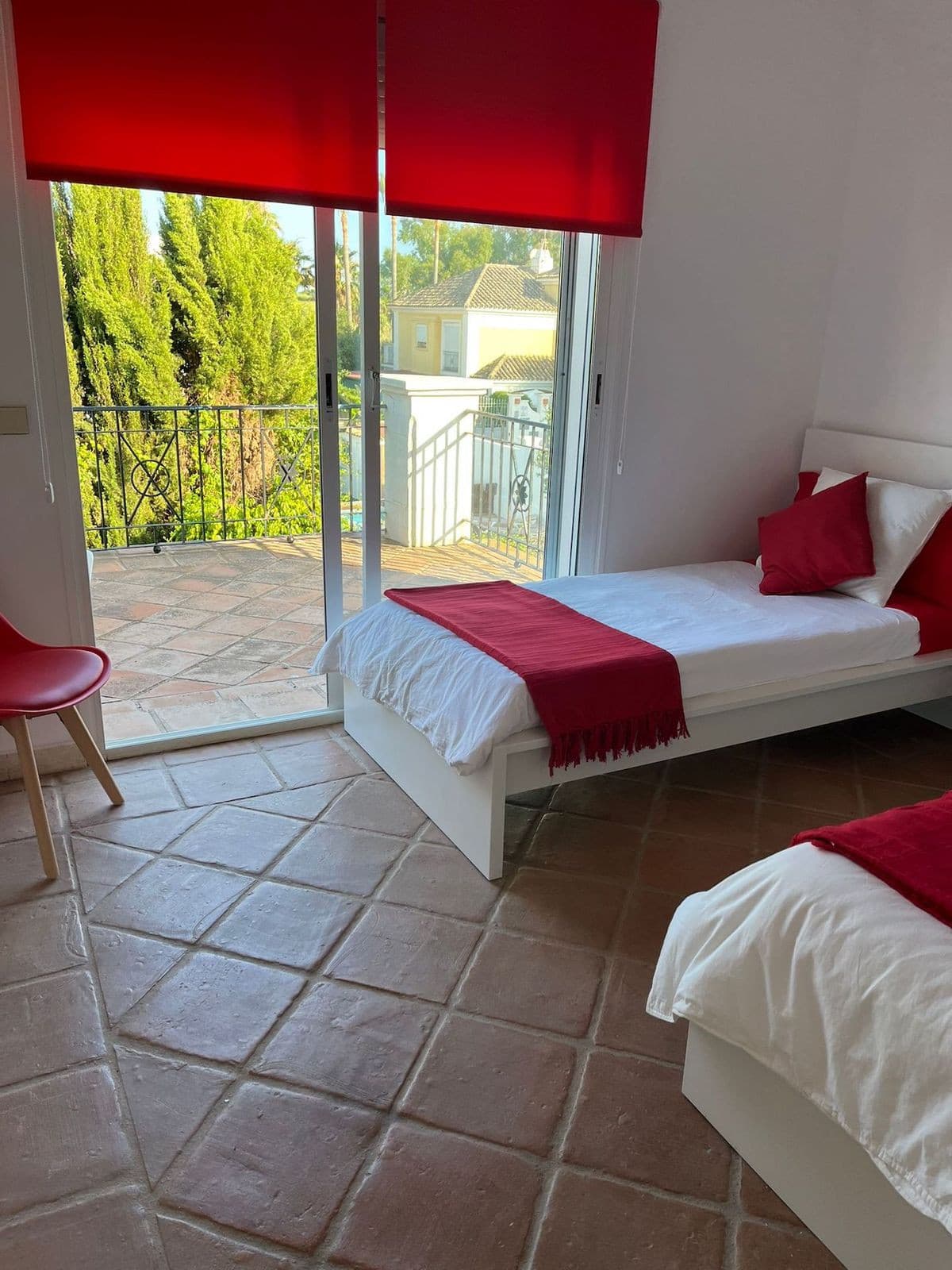 Detached Villa in La Duquesa — photo 7 of 13
