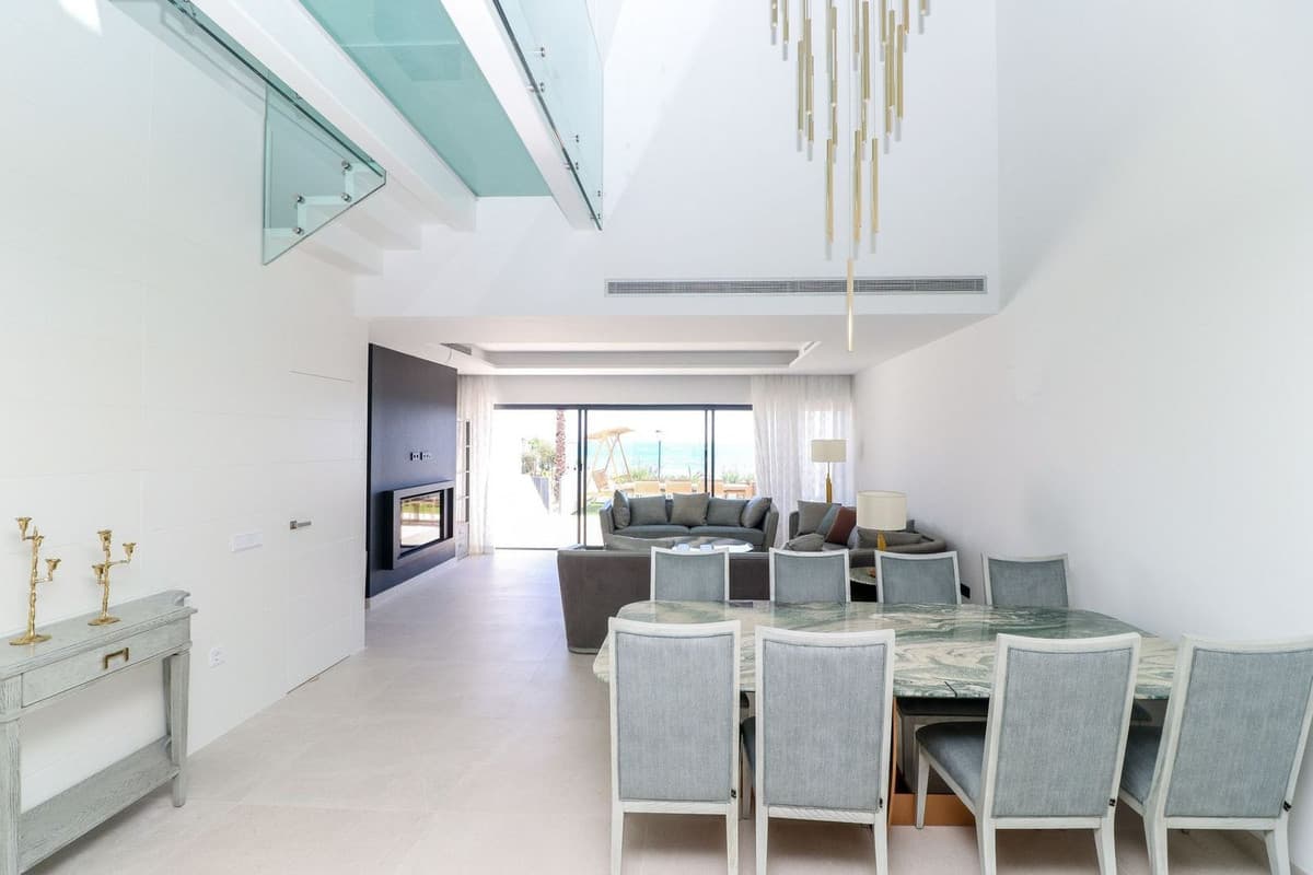 Townhouse in Estepona — photo 4 of 10