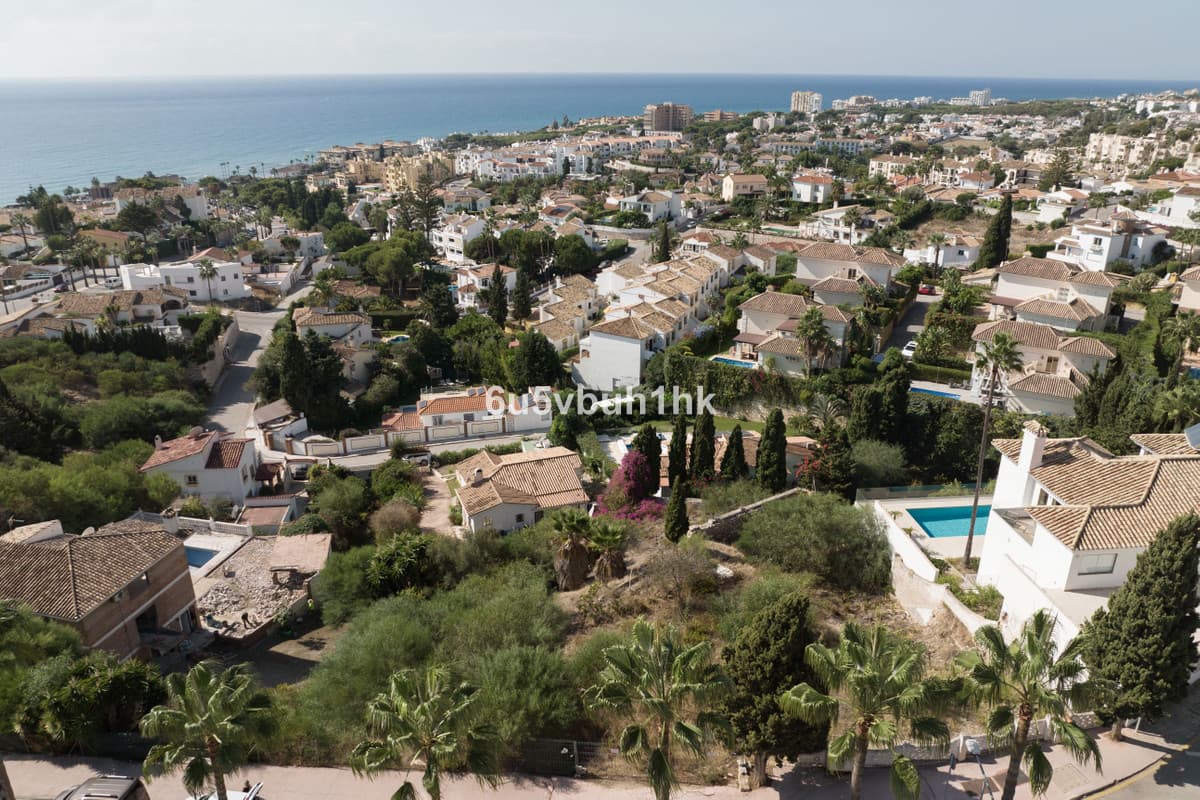 Residential Plot in Riviera del Sol — photo 3 of 10