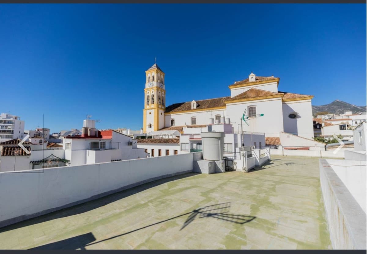 Townhouse in Marbella — photo 1 of 10