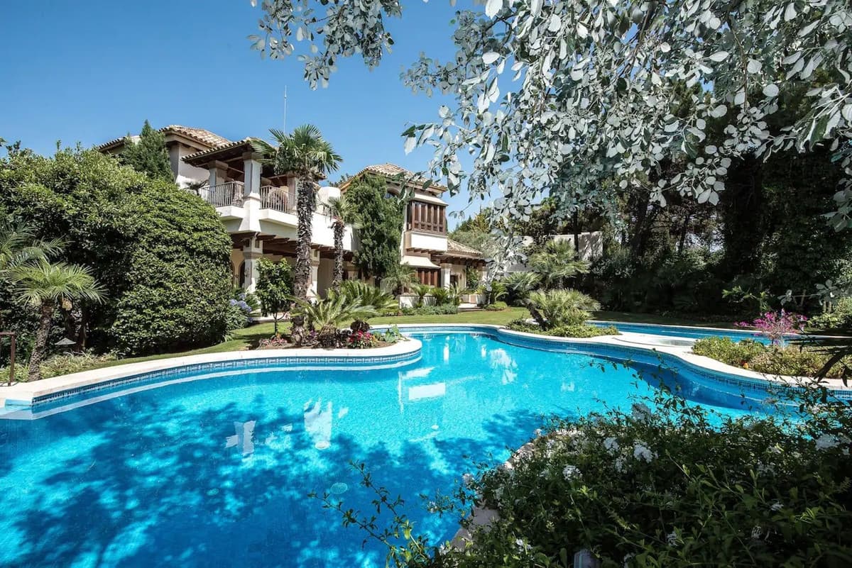 Detached Villa in La Zagaleta — photo 2 of 10