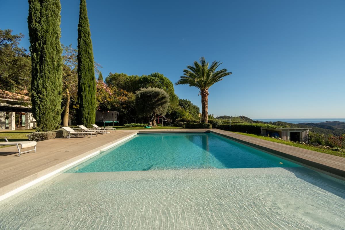 Detached Villa in La Zagaleta — photo 2 of 10
