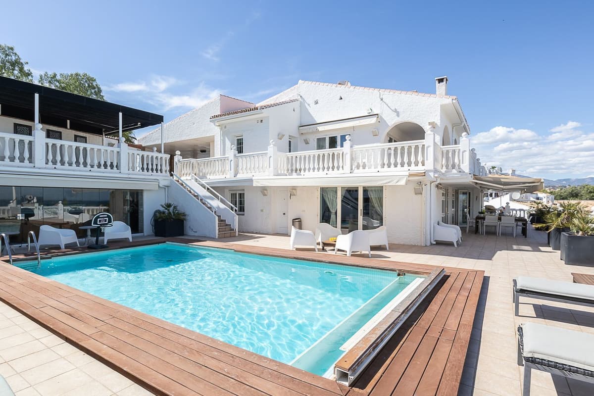 Detached Villa in Torrenueva — photo 1 of 10