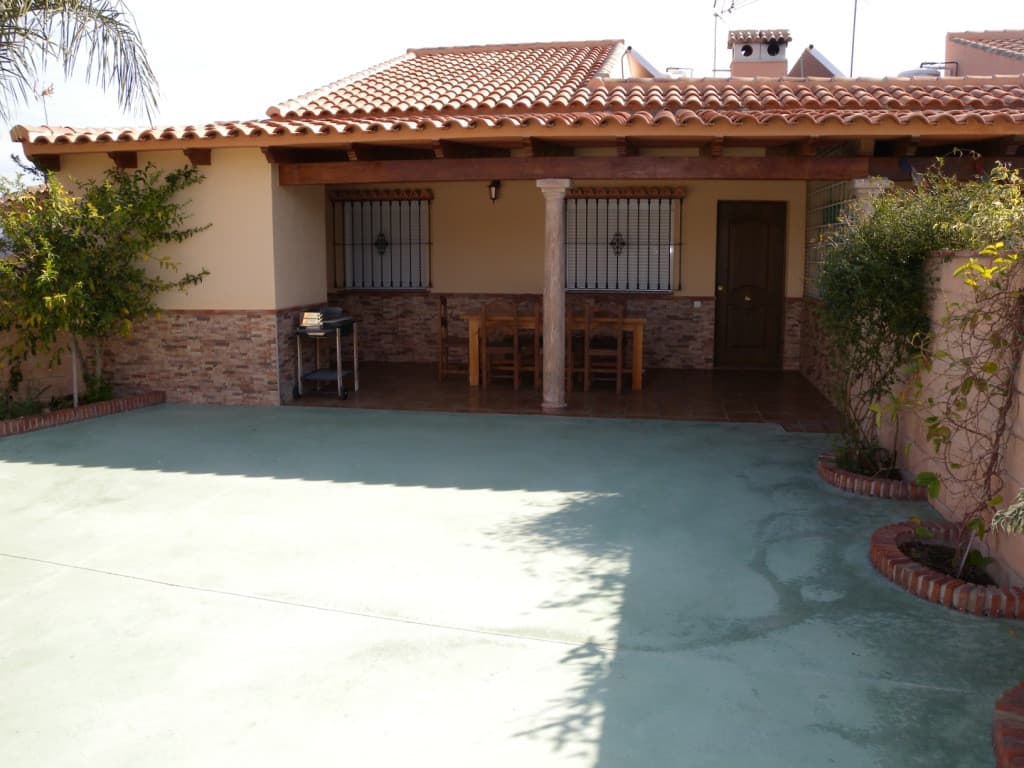 Cortijo in Alhaurín de la Torre — photo 1 of 10