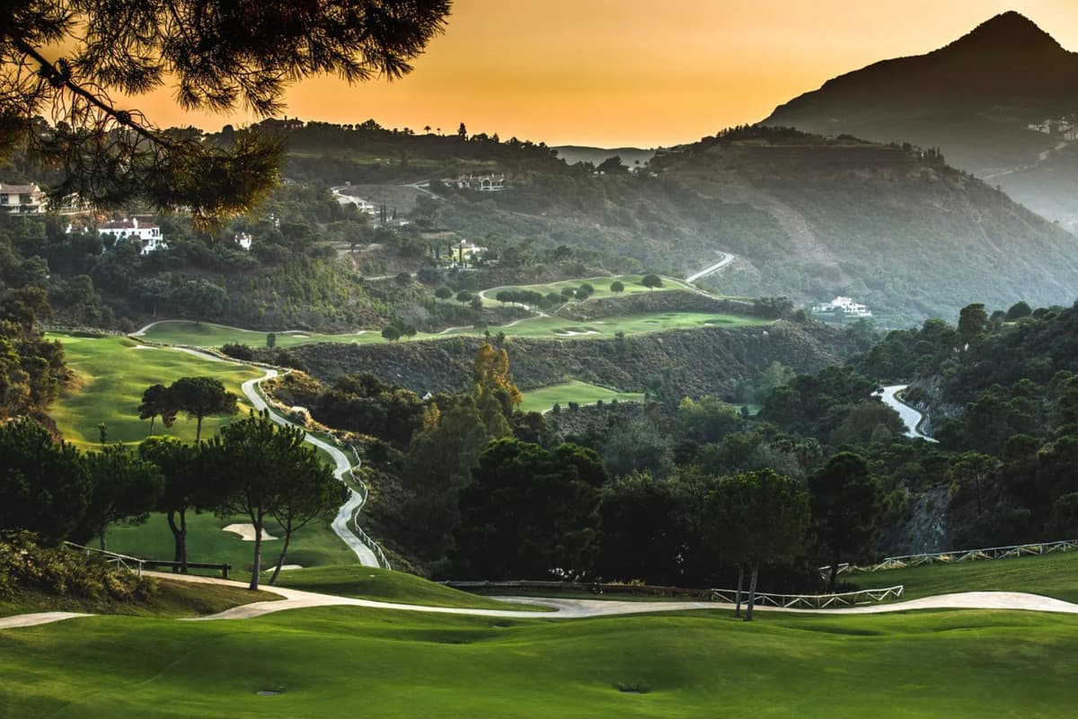Land in La Zagaleta — photo 10 of 10