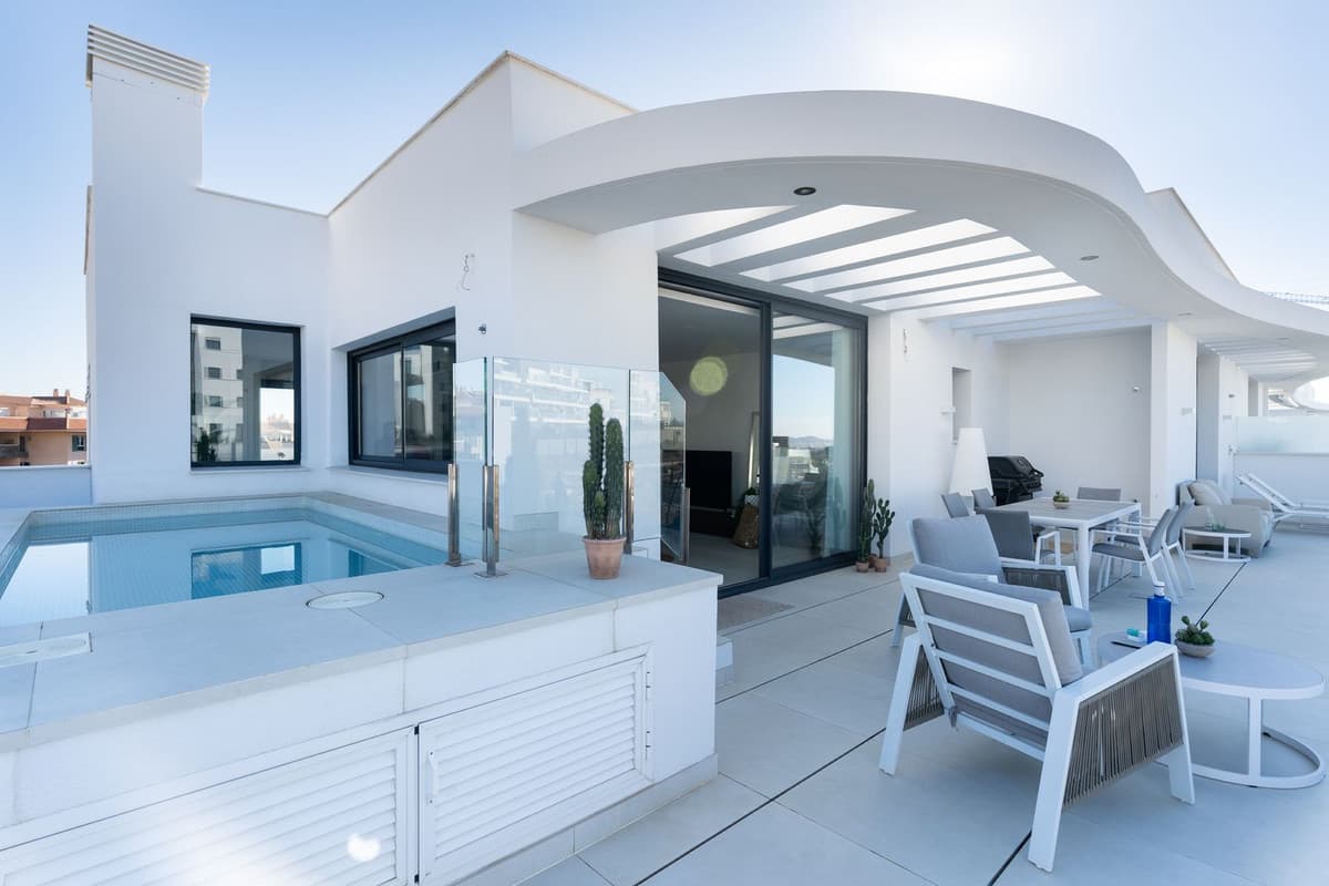 Penthouse in Fuengirola — photo 1 of 10