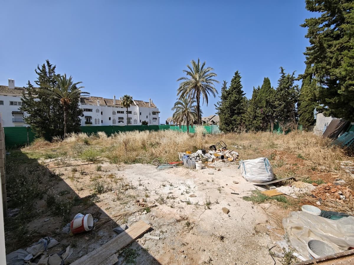 Residential Plot in Marbella — photo 3 of 5