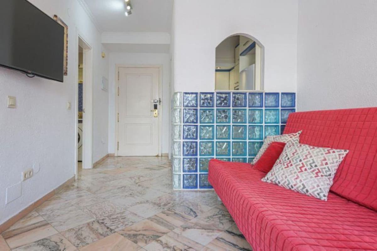 Ground Floor Apartment in Elviria — photo 8 of 10