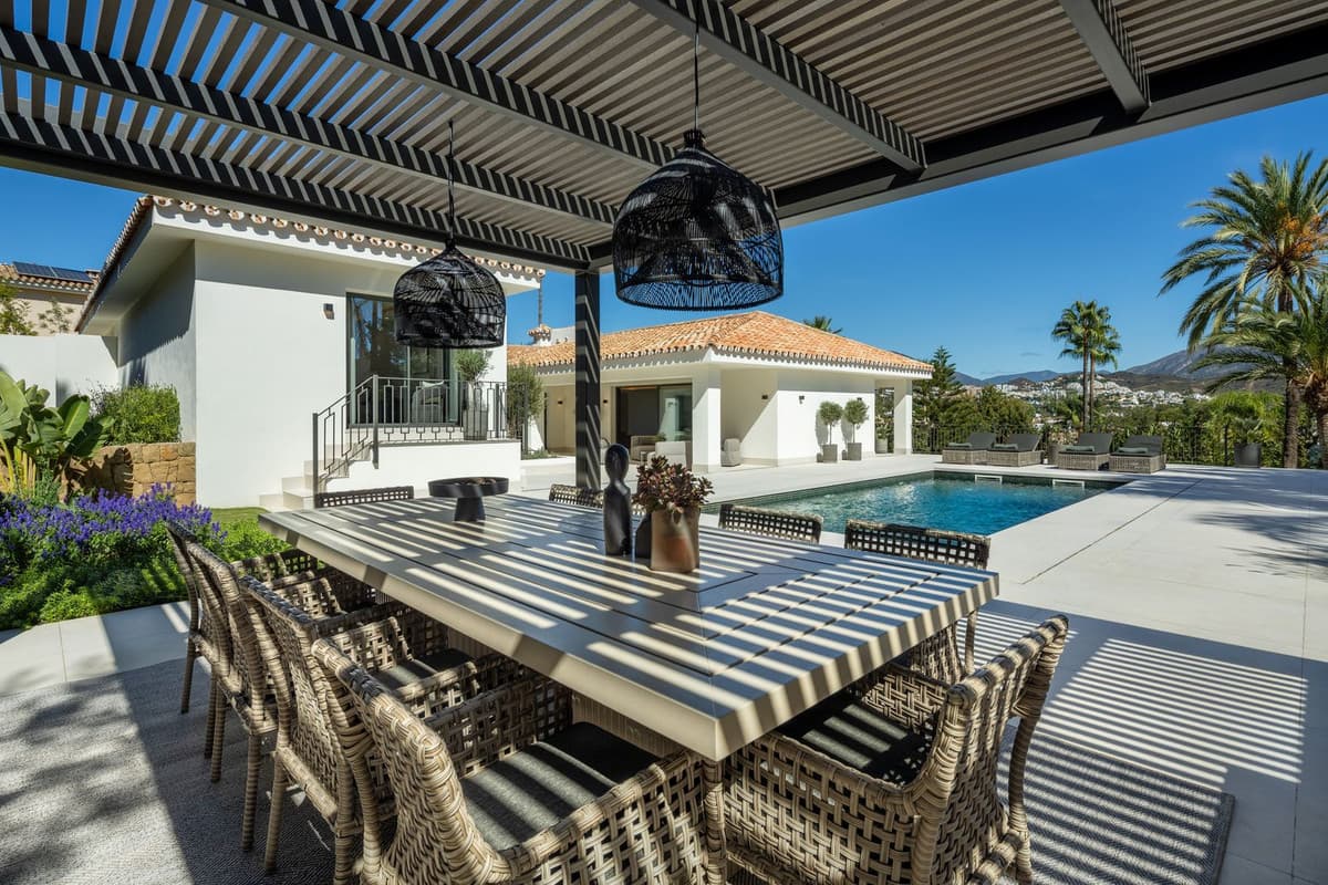 Detached Villa in Nueva Andalucía — photo 4 of 10