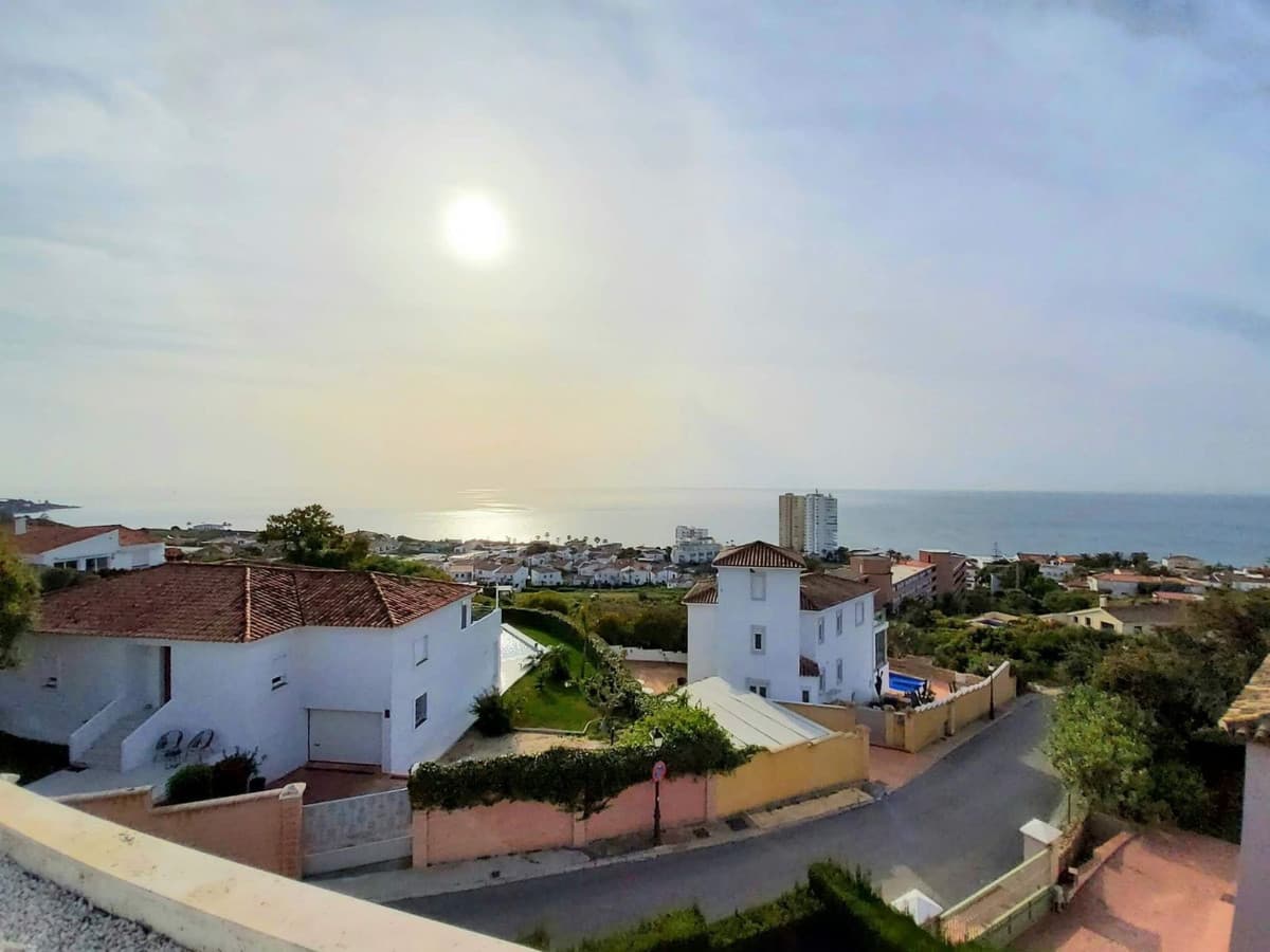 Detached Villa in Torreguadiaro — photo 4 of 10