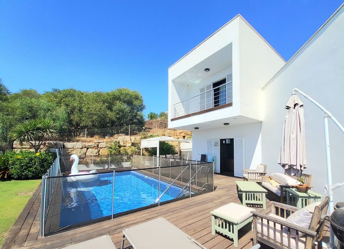 Detached Villa in Torreguadiaro — photo 5 of 10
