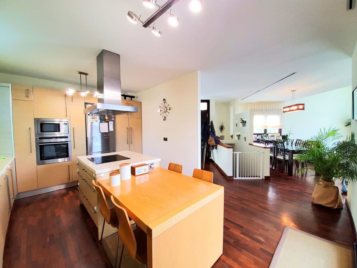 Detached Villa in Torreguadiaro — photo 8 of 10
