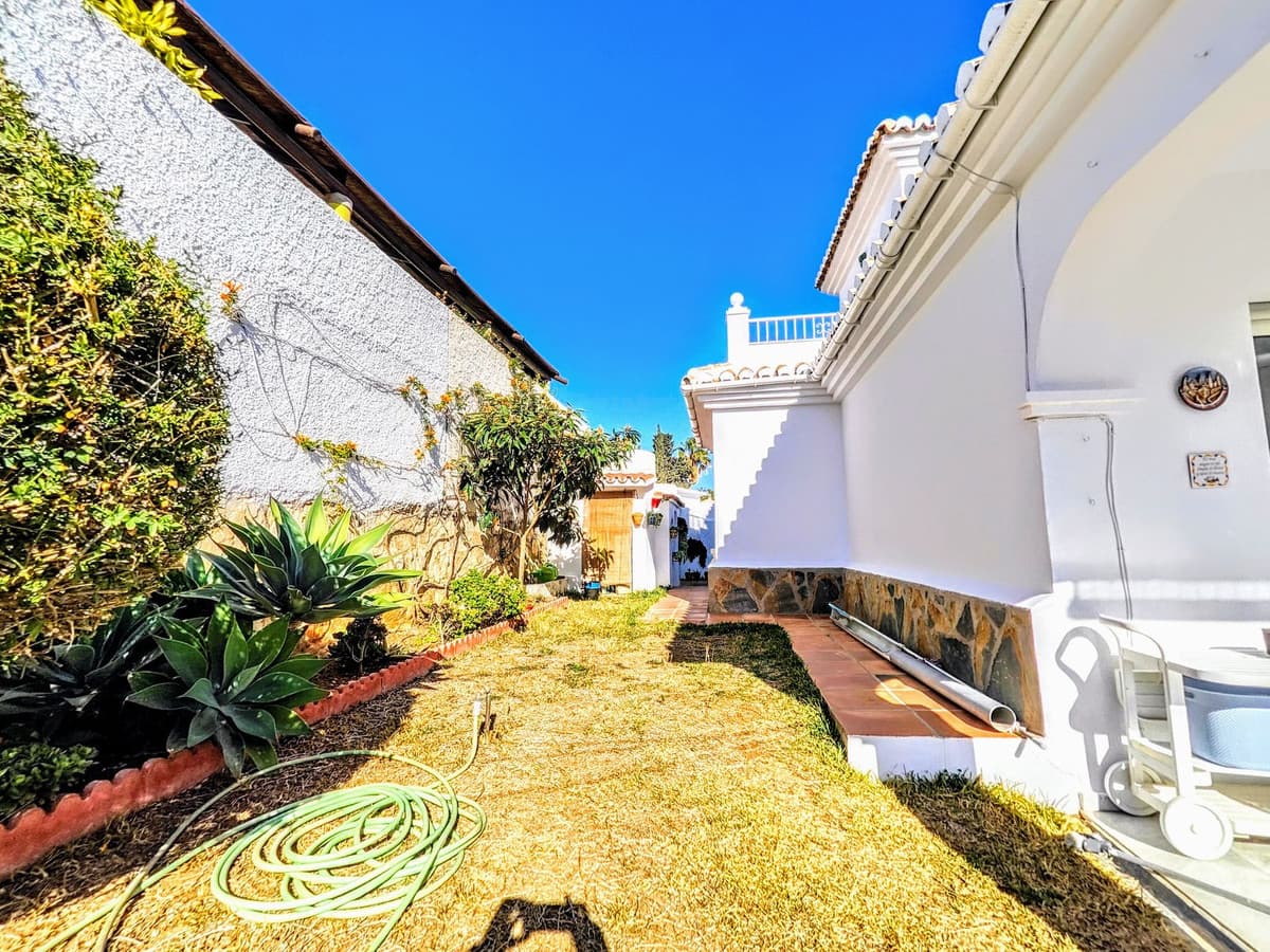 Detached Villa in Benalmadena Costa — photo 8 of 10