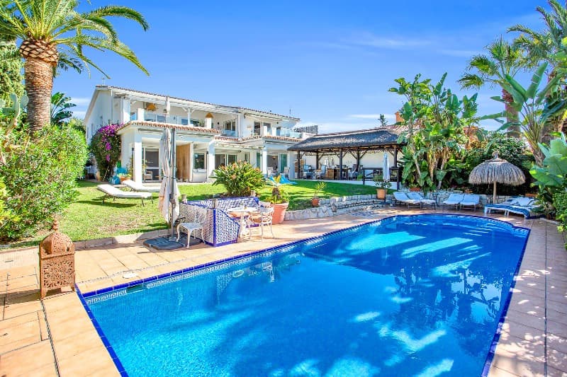 Detached Villa in Marbesa — photo 1 of 10