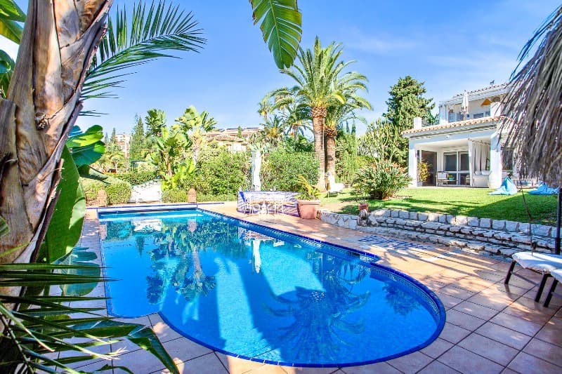 Detached Villa in Marbesa — photo 2 of 10