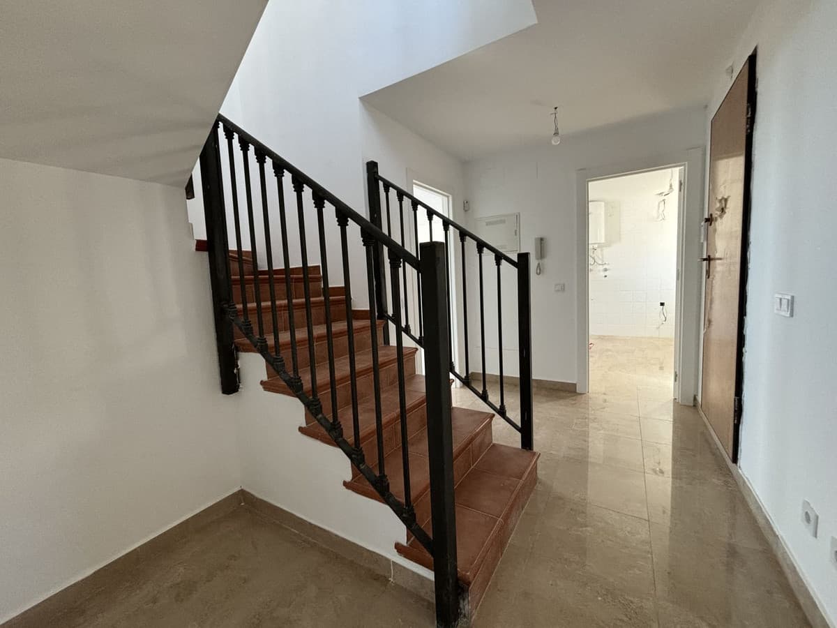 Penthouse Duplex in La Duquesa — photo 6 of 10