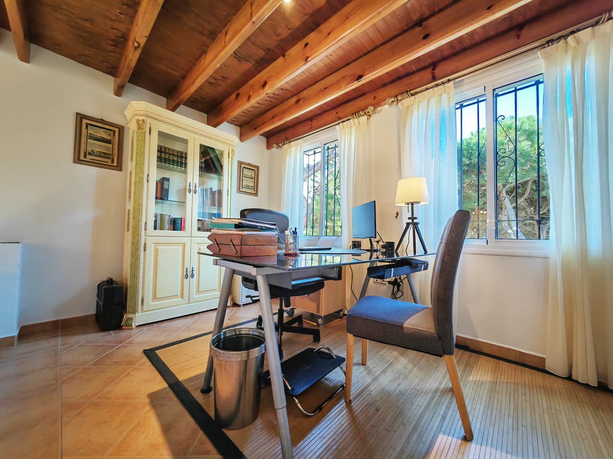 Detached Villa in Marbesa — photo 4 of 10