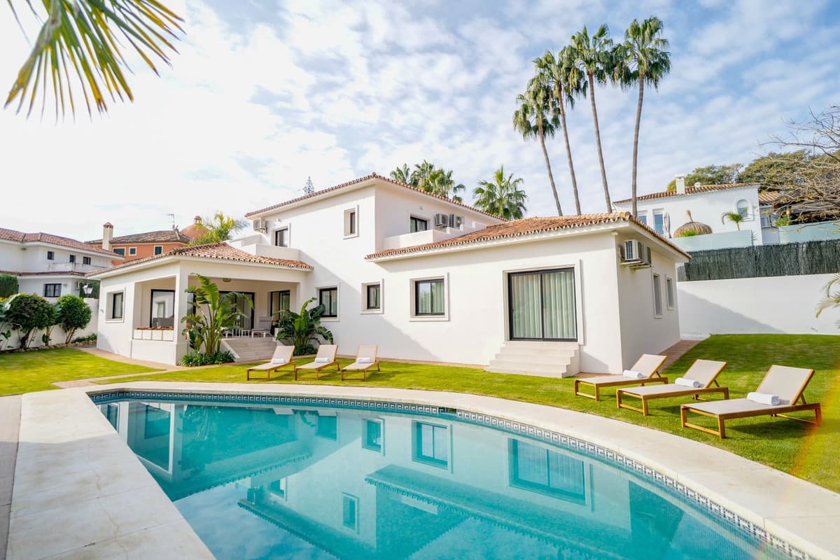 Detached Villa in Marbella — photo 2 of 10
