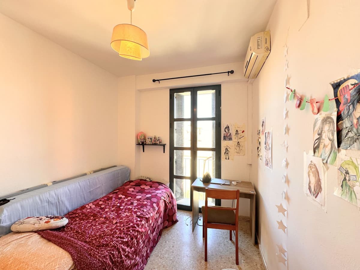 Top Floor Apartment in Centro Histórico — photo 8 of 10