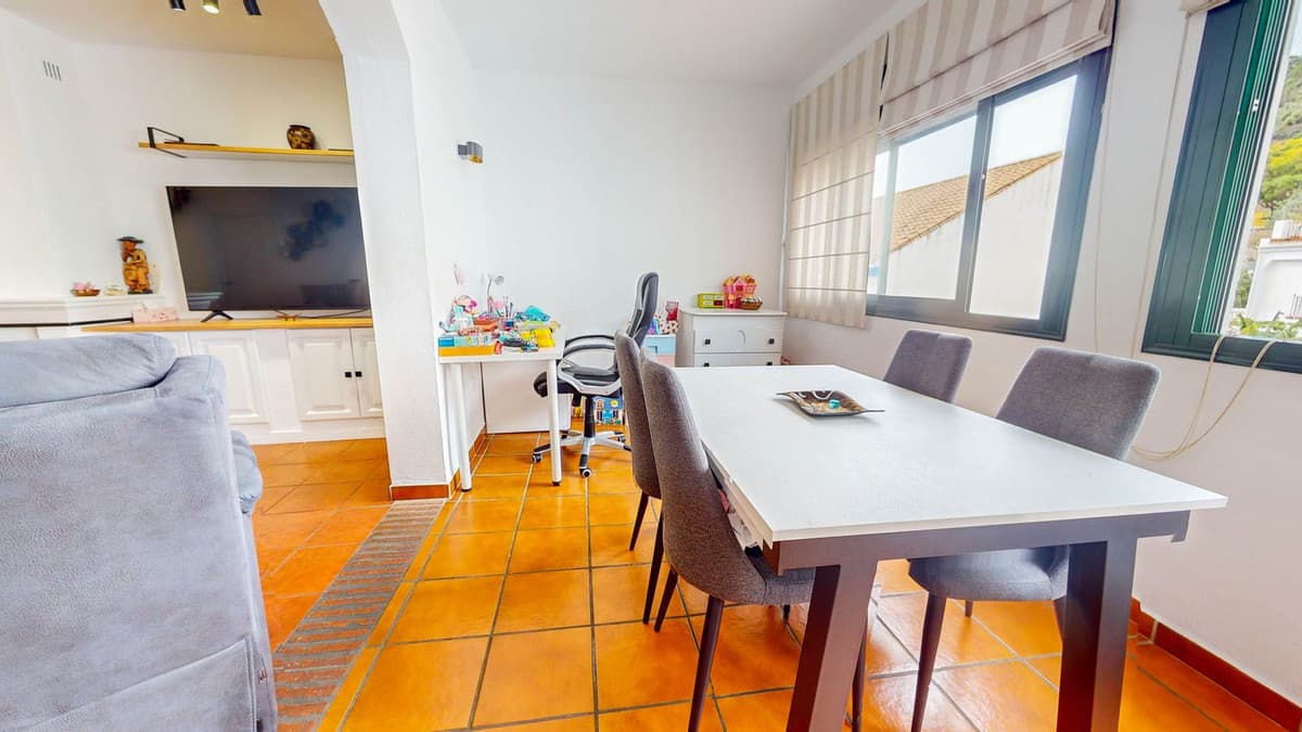 Semi-Detached House in Benahavís — photo 4 of 10