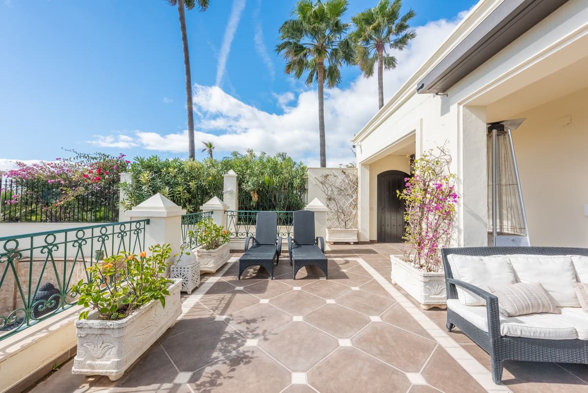 Detached Villa in Estepona — photo 9 of 10