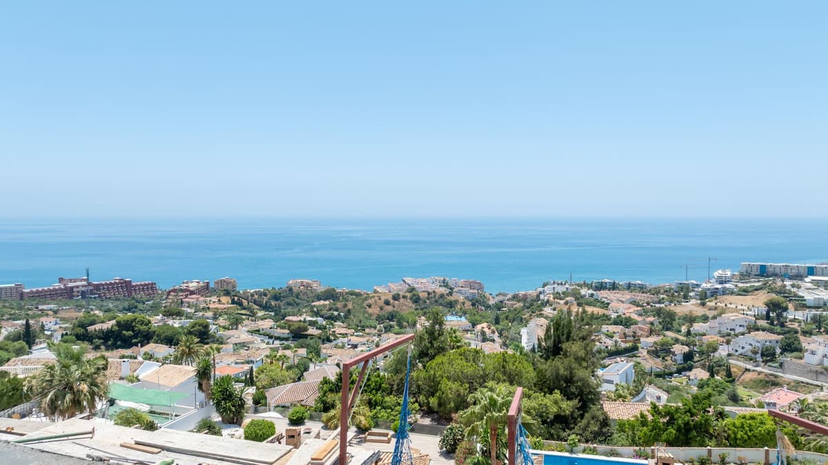 Detached Villa in Benalmadena — photo 1 of 10