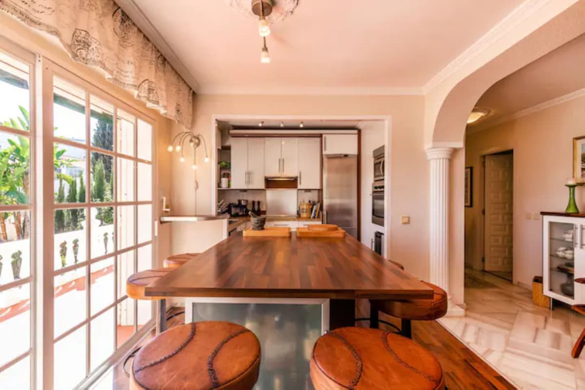 Detached Villa in Nueva Andalucía — photo 6 of 10