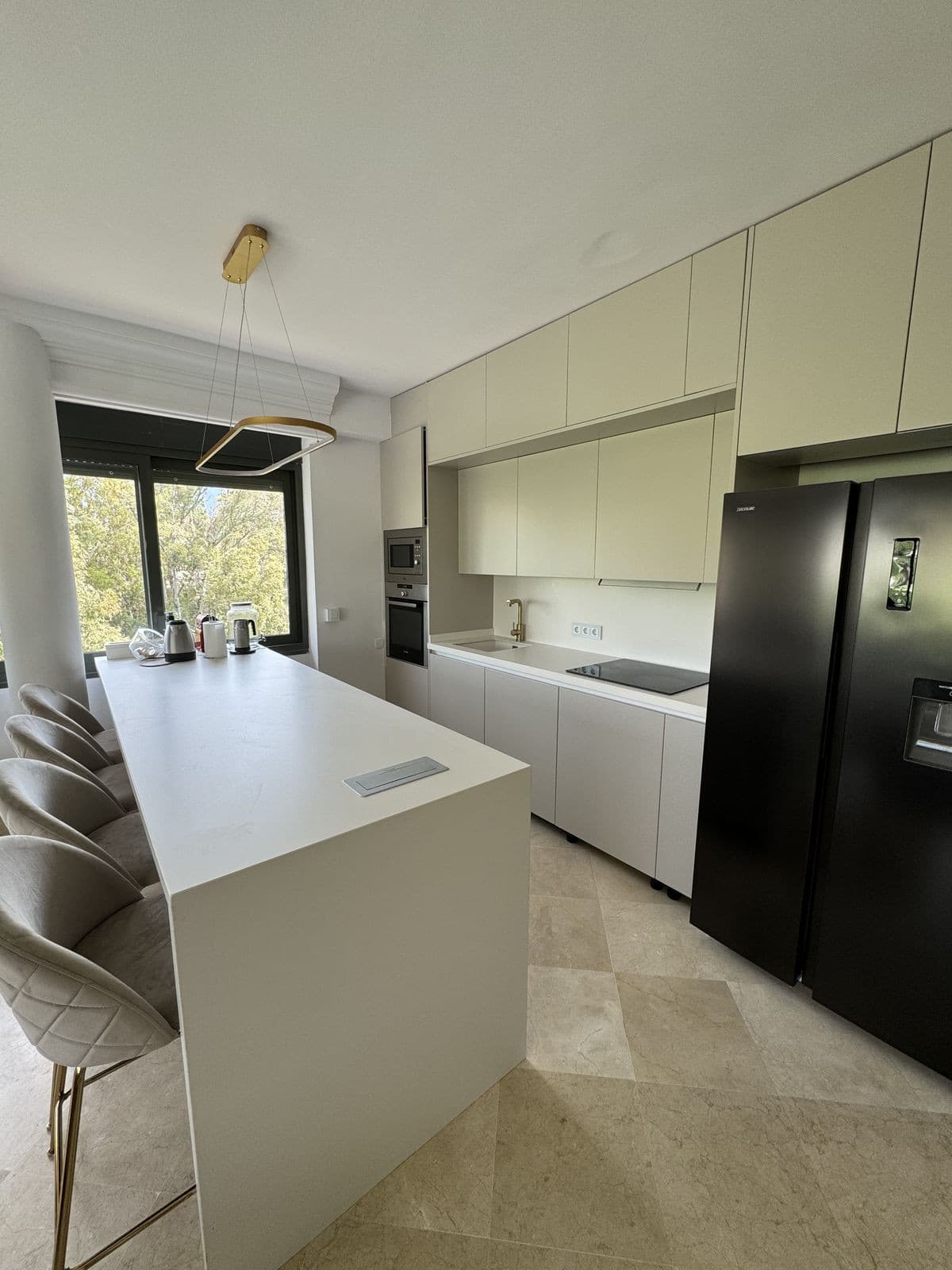 Middle Floor Apartment in Nueva Andalucía — photo 6 of 10