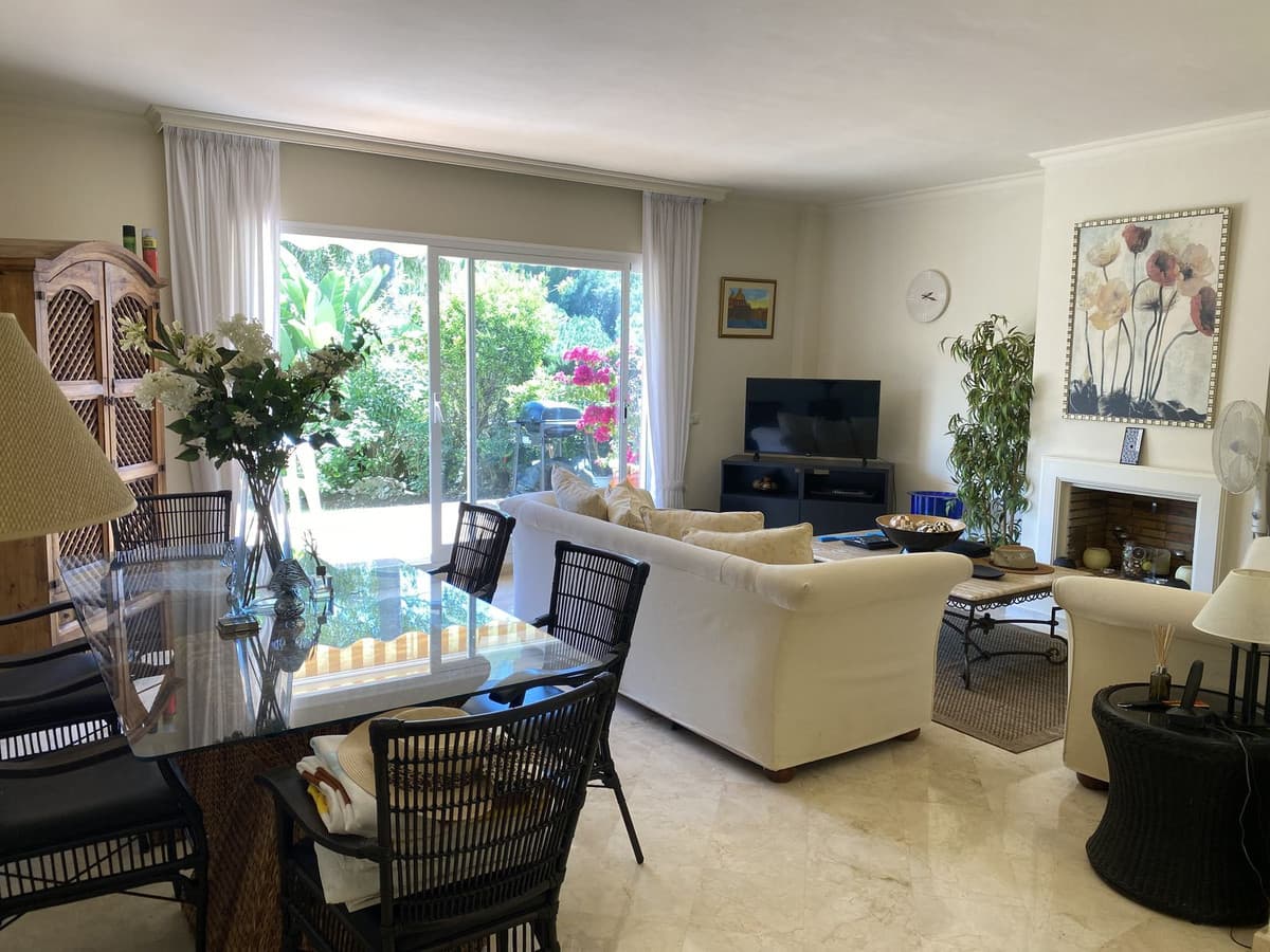 Duplex in La Quinta — photo 4 of 10
