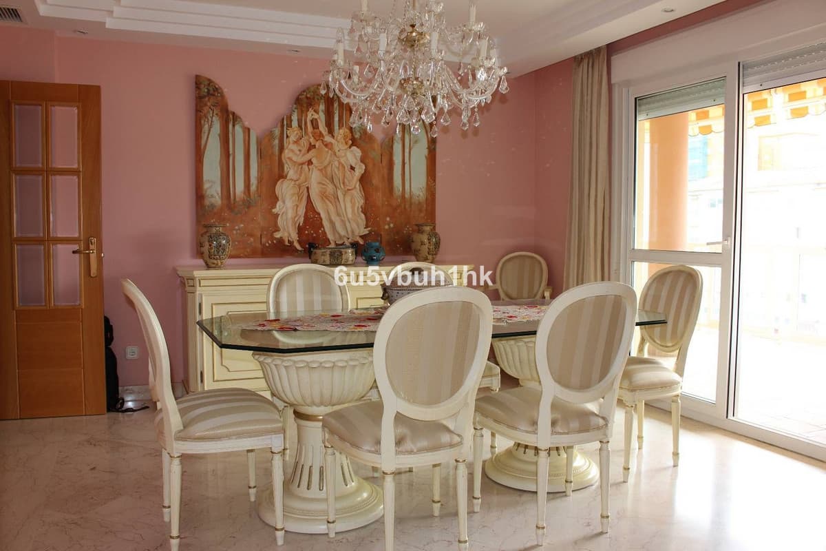 Middle Floor Apartment in Manilva — photo 2 of 10