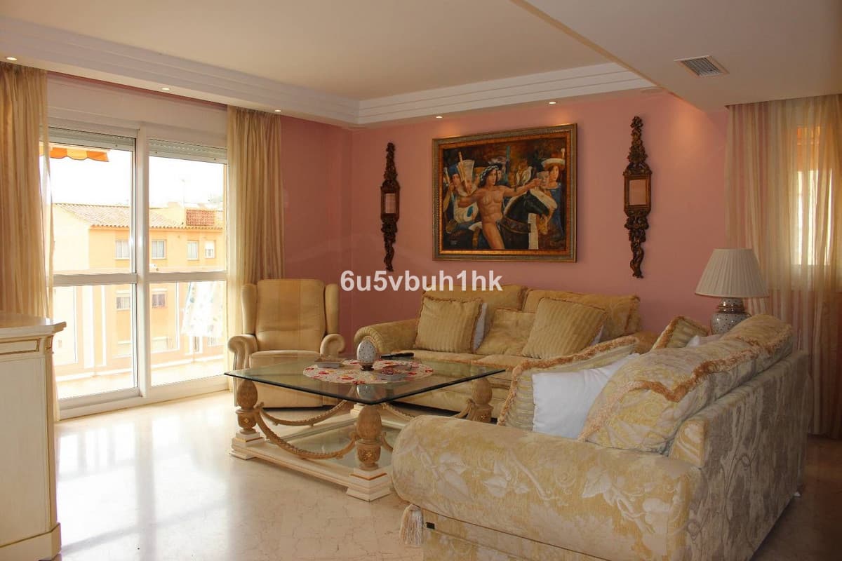Middle Floor Apartment in Manilva — photo 6 of 10