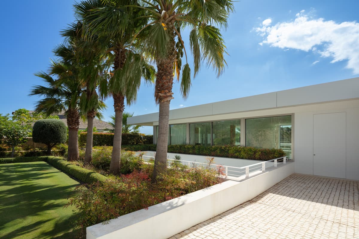 Detached Villa in Casares — photo 4 of 10