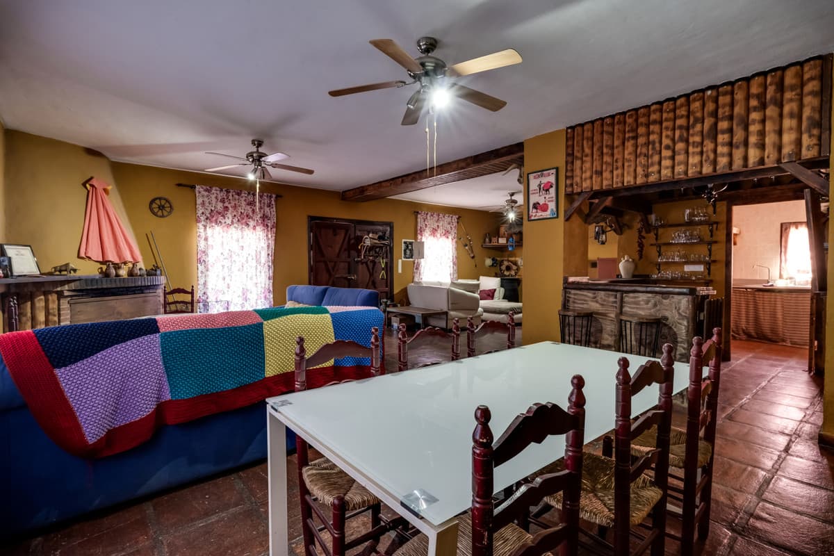 Cortijo in Monda — photo 2 of 10