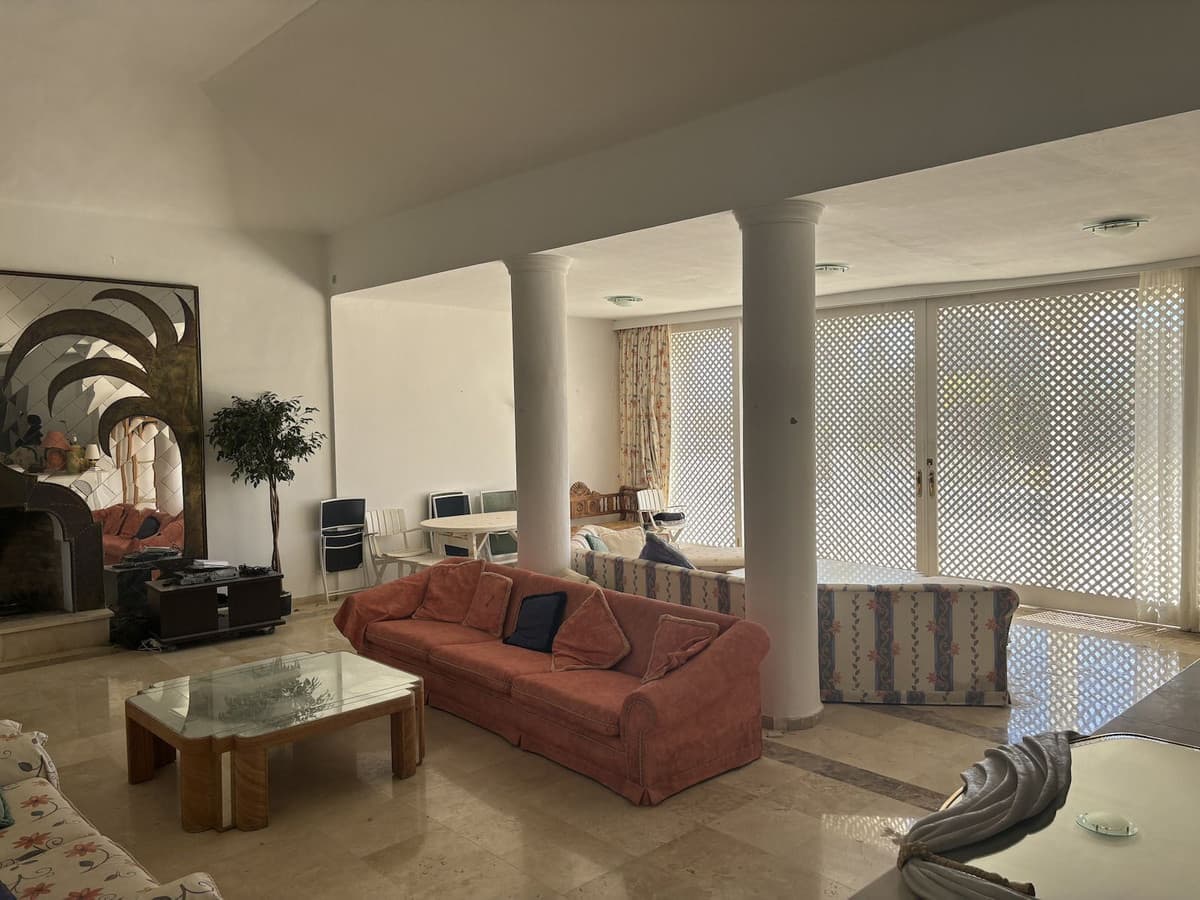 Detached Villa in The Golden Mile — photo 6 of 10