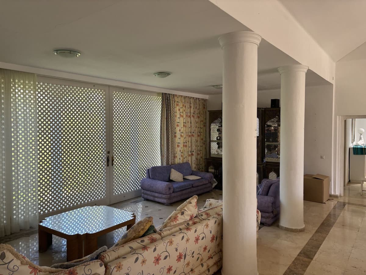 Detached Villa in The Golden Mile — photo 7 of 10