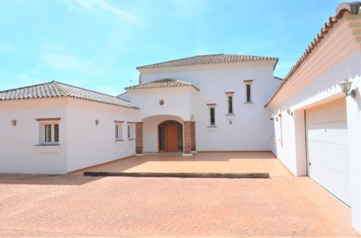Detached Villa in Mijas — photo 3 of 10