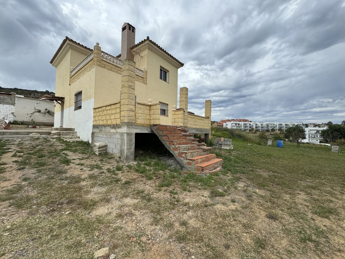Detached Villa in Sotogrande — photo 1 of 10
