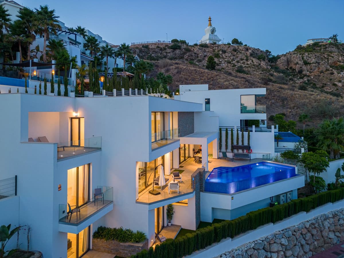 Detached Villa in Benalmadena Costa — photo 9 of 10