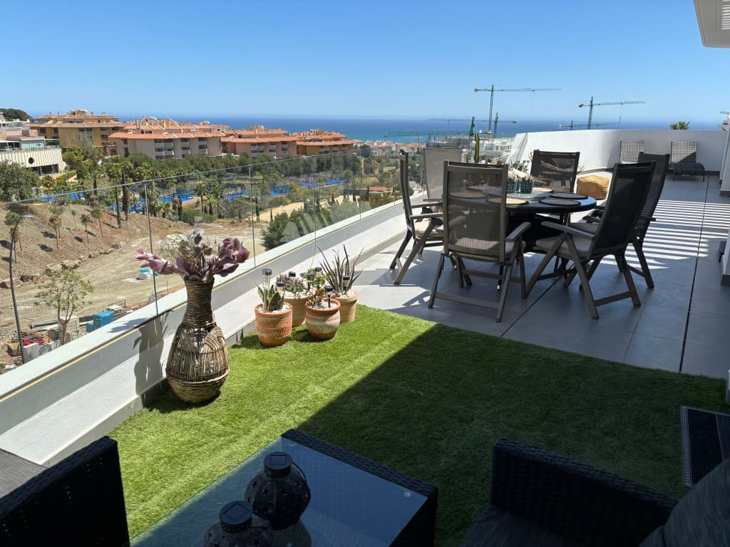 Penthouse in Higueron — photo 1 of 10
